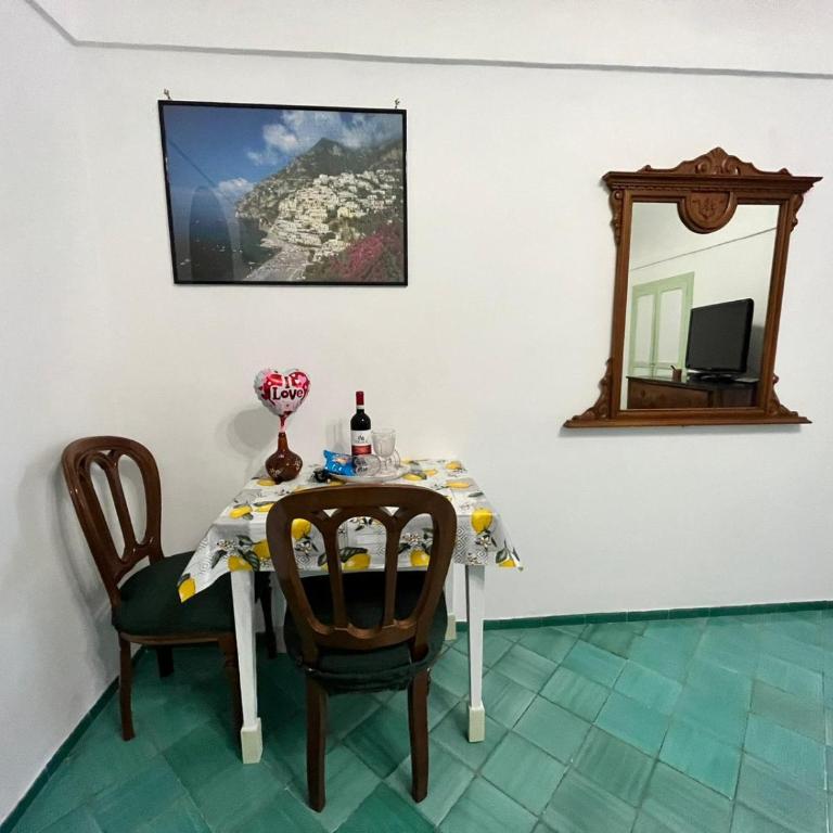 POSITANO CENTRAL HOUSE free wi-fi and air condition - Ampia Camera Matrimoniale - 3