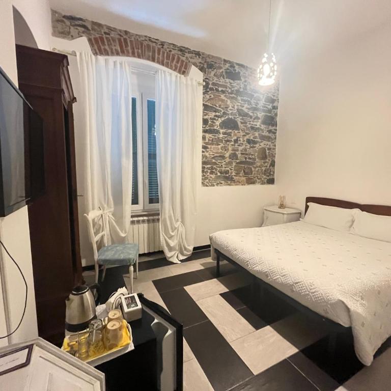 Trainspot Accommodation - Camera Matrimoniale con Bagno Privato - 13