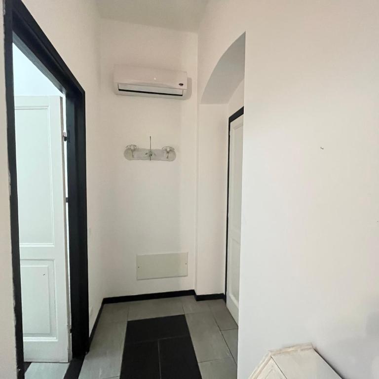 Trainspot Accommodation - Camera Matrimoniale con Bagno Privato - 2