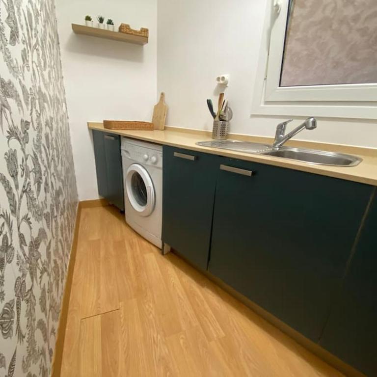 Apartamento primera linea de playa reformado en Las Redes - Apartamento de 2 dormitorios - 10