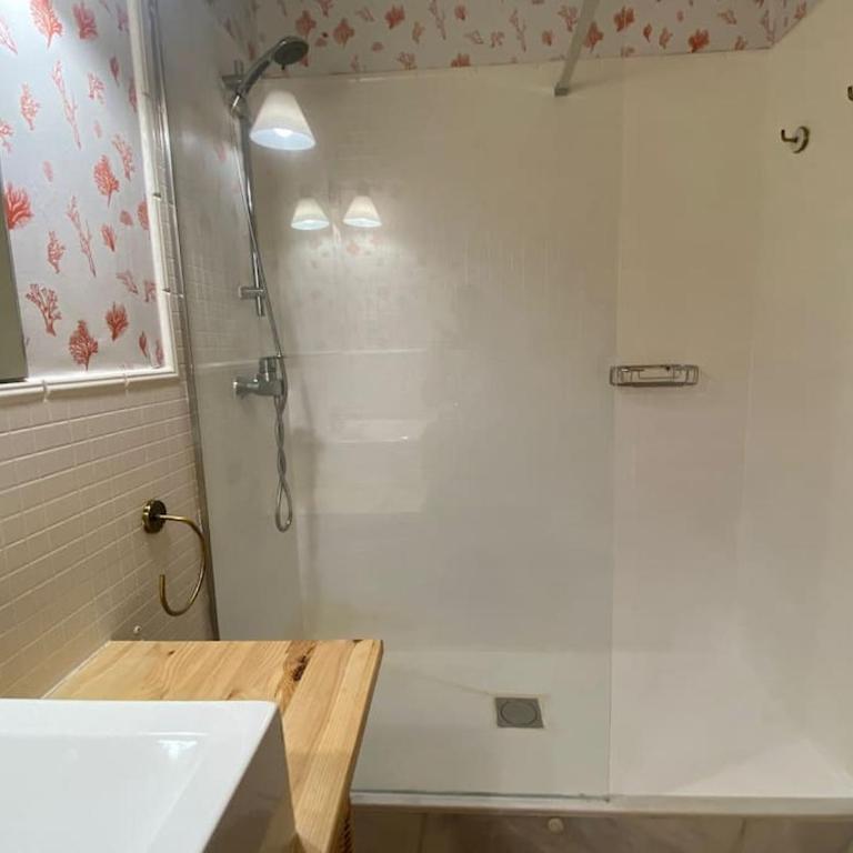 Apartamento primera linea de playa reformado en Las Redes - Apartamento de 2 dormitorios - 18