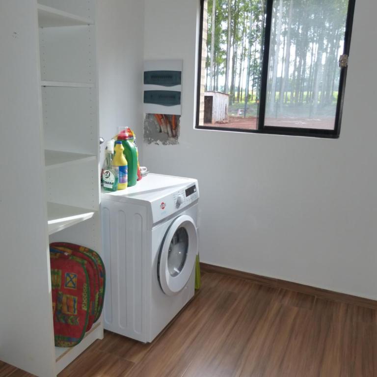 Modernes Ferienhaus in Paraguay, Hohenau mit Reitanlage und Beachvolleyball - Three-Bedroom House - 11