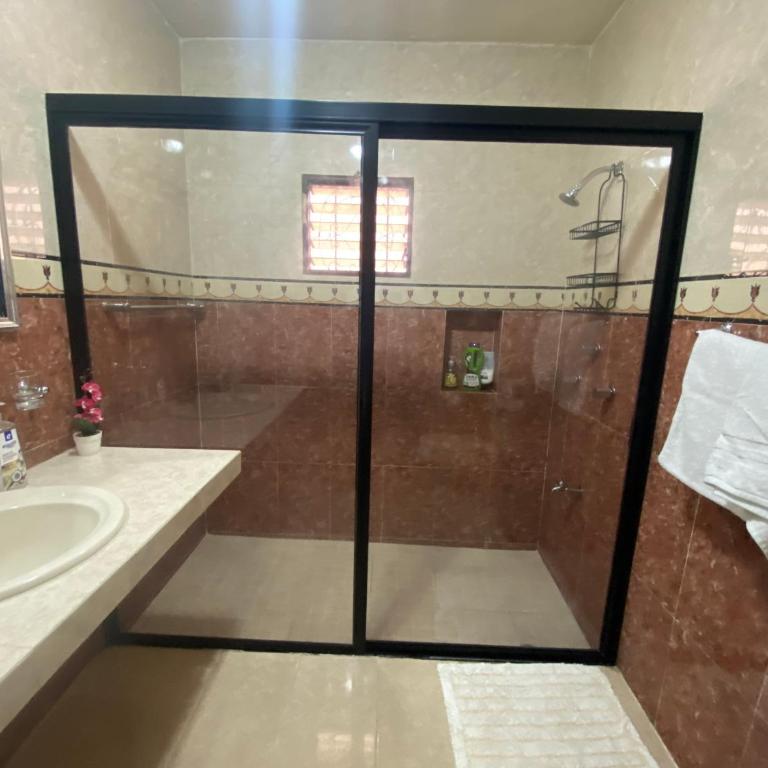 Casa del artista - Three-Bedroom House - 25