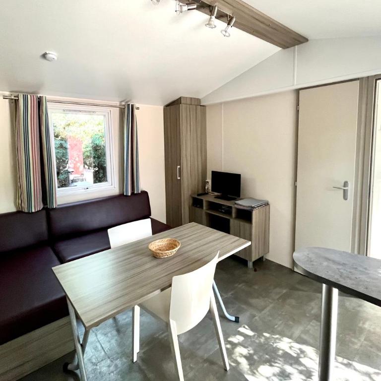 Camping Des Mimosas - Mobile Home 2 Chambres - 3