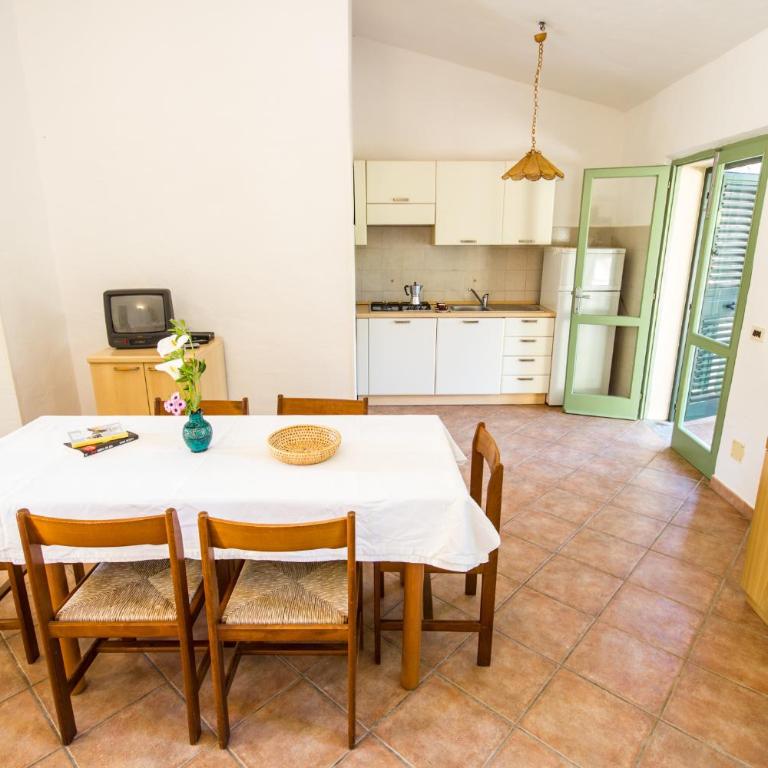 I Giardini di Cala d'Ambra - Appartamento Comfort con 2 Camere da Letto - 7