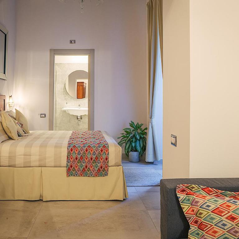 WATERFRONT SUITES CAGLIARI - Camera Superior Matrimoniale/Doppia con Letti Singoli con Vista Città - 1