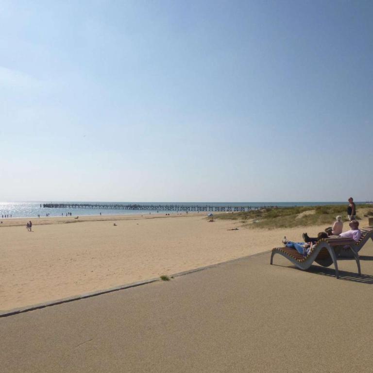 Appartement face mer avec balcon, 50m plage, 5 couchages, parking, Saint-Jean-de-Monts - FR-1-224C-187 - Apartment (5 Adults) - 4
