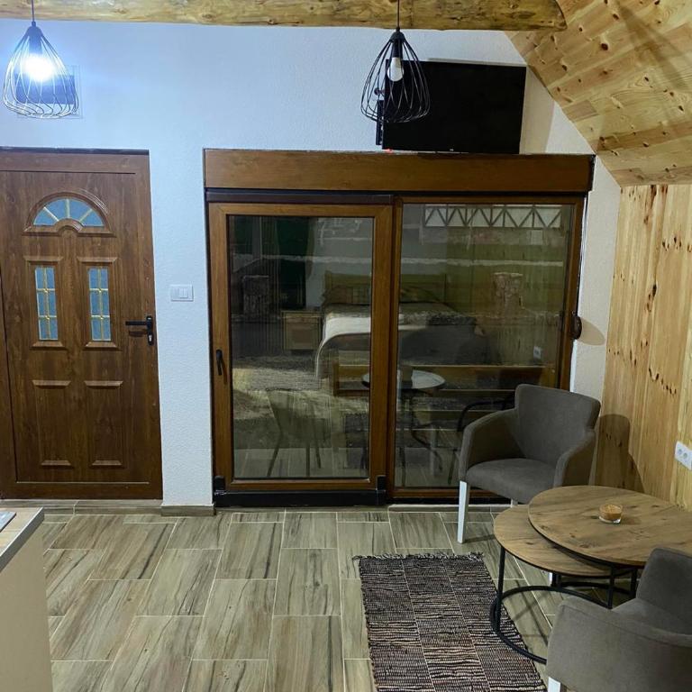 Sumski kutak - One-Bedroom Chalet - 5