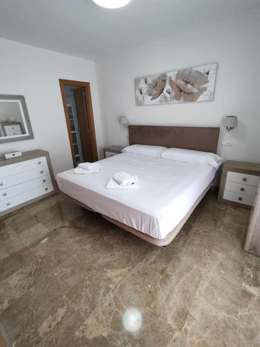 Full apartment with private pool - Apartamento de 2 dormitorios - 6