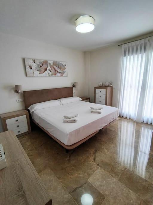 Full apartment with private pool - Apartamento de 2 dormitorios - 12