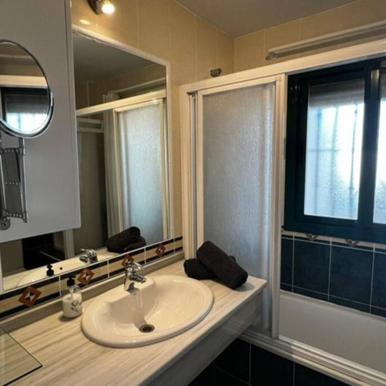 Ruim appartement, zonnig terras, Alhaurin Golf! - Two-Bedroom Apartment - 8