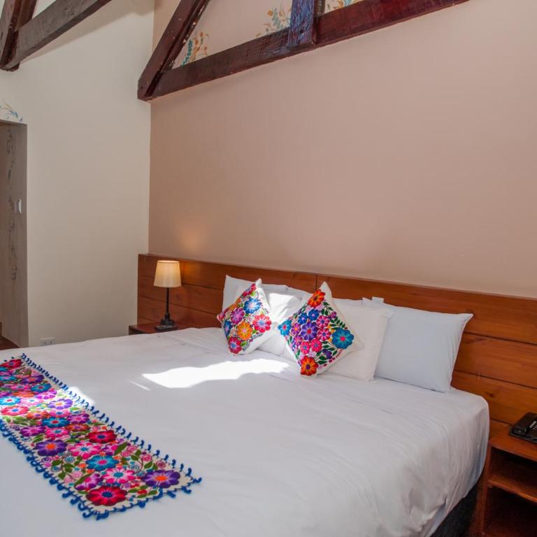 Casa Biru Hotel Boutique - Superior King or Twin Room - 20