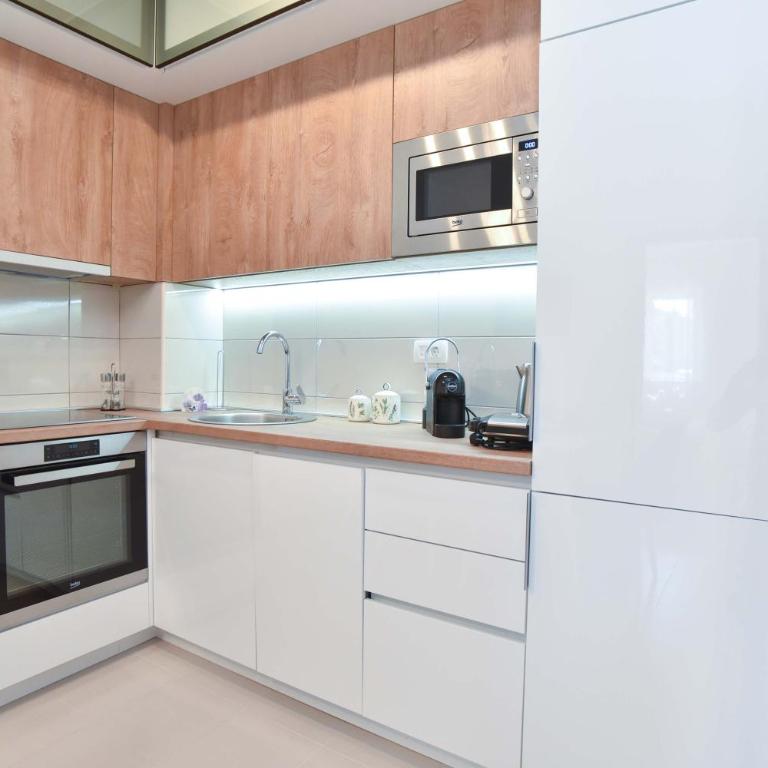 Azure Apartments - Apartman sa 2 Spavaće Sobe - 9