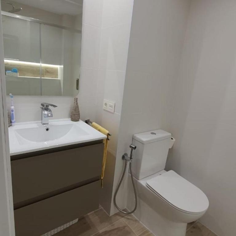 APARTAMENTO A PIE DE PLAYA. - Apartamento de 2 dormitorios - 9