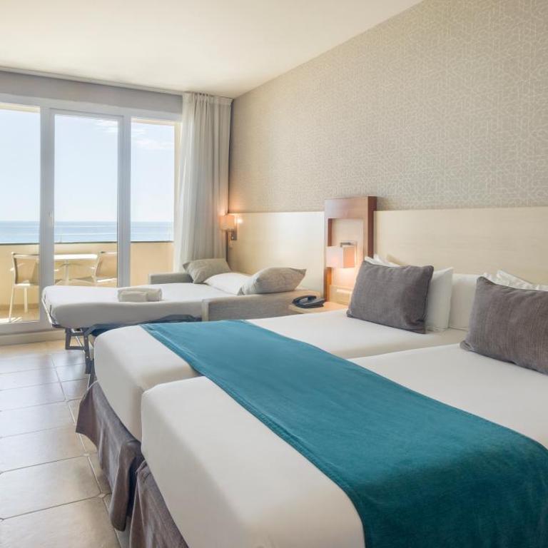 Ilunion Fuengirola - Habitación Triple con vistas al mar (2 adultos + 1 niño) - 3