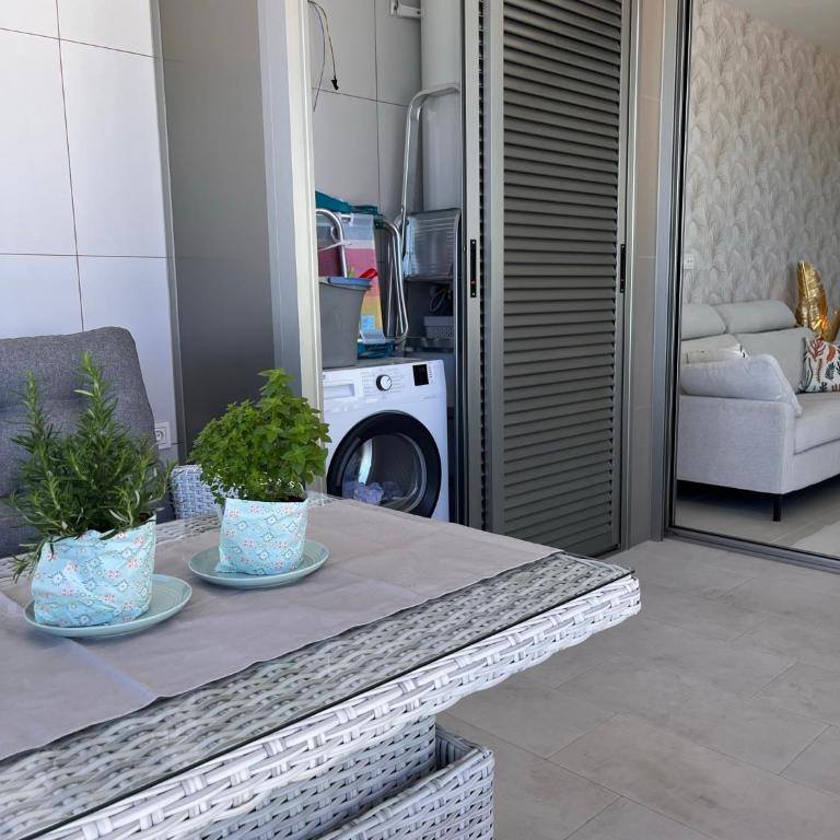 Exclusive apartment for 6 people on the beach - front line - 1st line - Apartamento de 3 dormitorios - 43