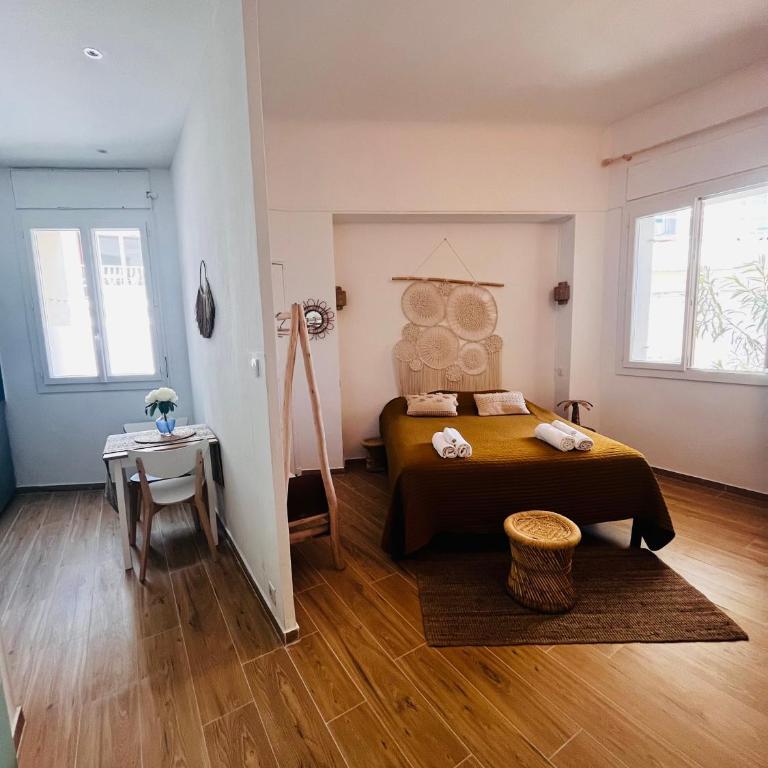 Cassis, charmant appart en face de la plage. - Appartement 1 Chambre - 2
