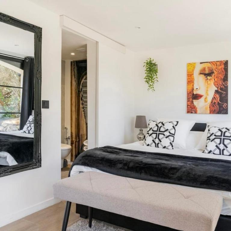 Suite Bastide Magdaleyna Mougins - Chambre Lit King-Size Deluxe - 1
