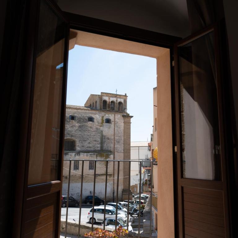 Giulietta Normanna - One-Bedroom House - 10