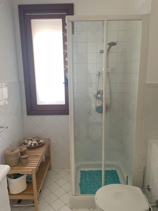Appartamento con giardino a due passi dal mare. - Two-Bedroom House - 25
