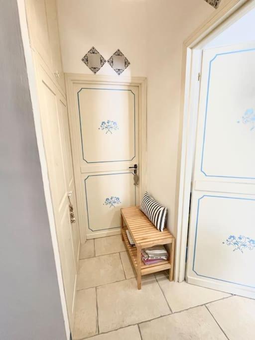 Appartamento con giardino a due passi dal mare. - Two-Bedroom House - 11