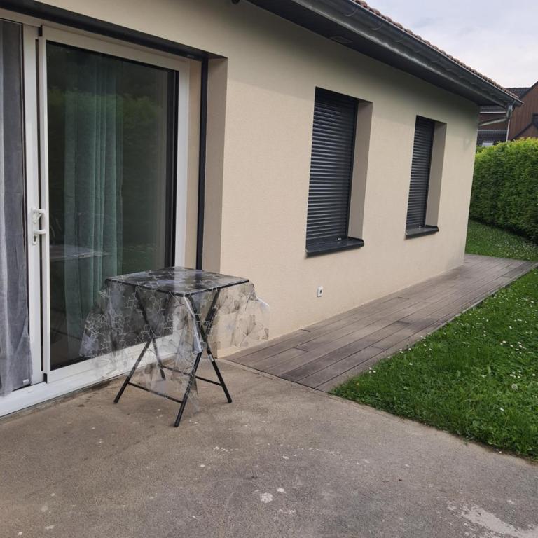 Studio calme dans villa habitée, parking privé et gratuit - Appartement 1 Chambre - 6