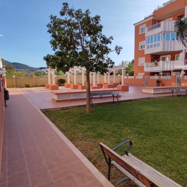Apartamento planta baja con piscina - Apartamento de 2 dormitorios - 20