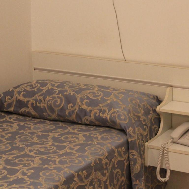Hotel Morena Riccione Centrale - Economy Double Room with Bunk Bed - 10