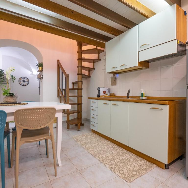 CASA IRYNA - Appartamento con 1 Camera da Letto - 18