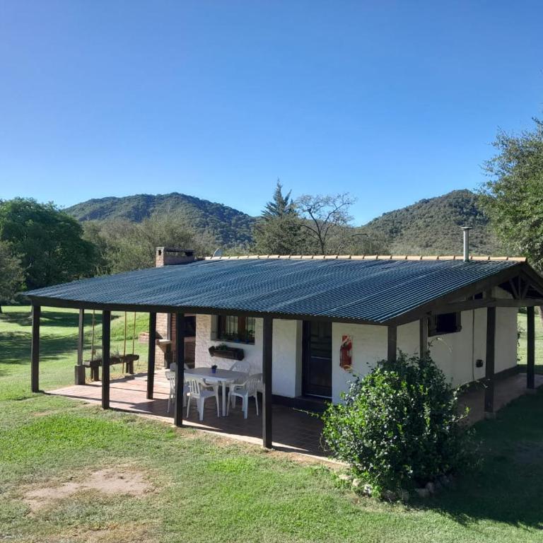 Cabañas Los 2 Algarrobos - Bungalow Familiar - 1