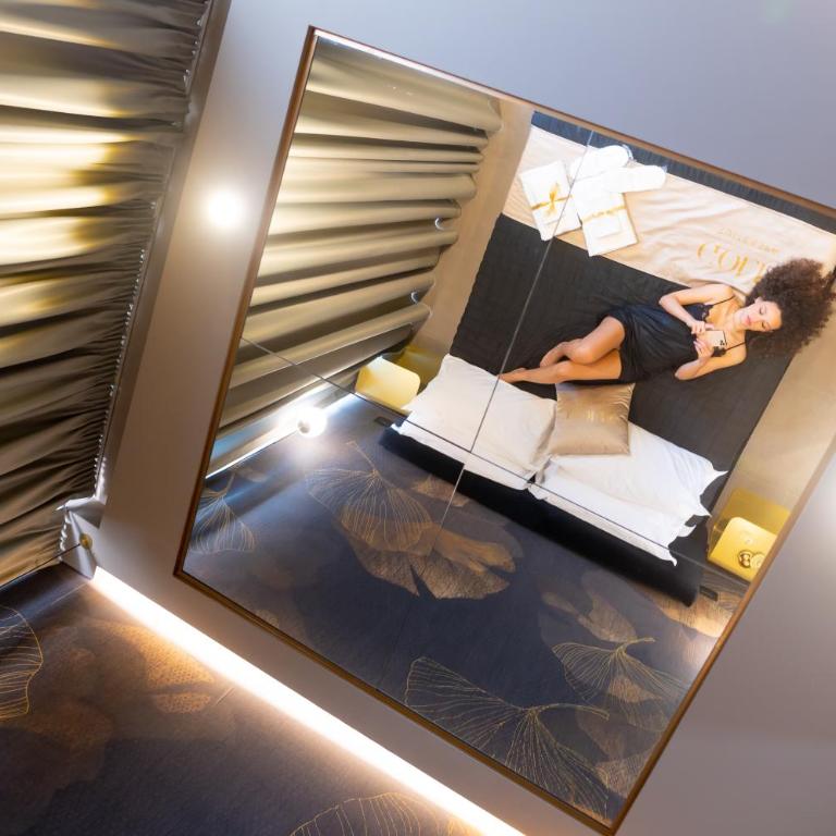 GOLD SUITE&SPA - Camera King con Vasca Idromassaggio - 8