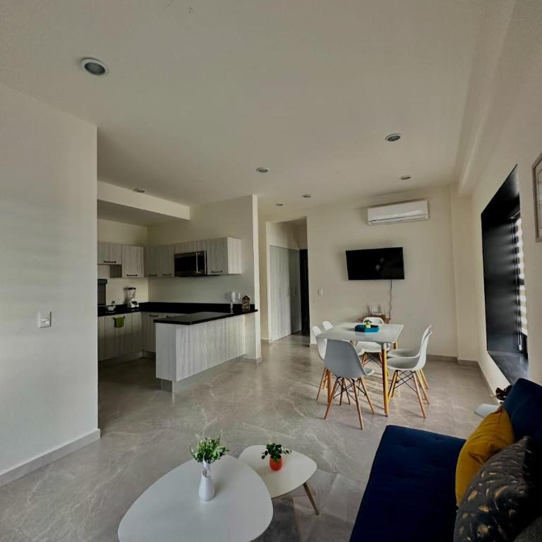 Torre Q Mazatlán - Departamento cerca del malecón de Mazatlán - Two-Bedroom Apartment - 11