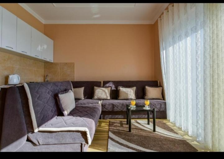 Apartments Hillside - Deluks Soba - 6