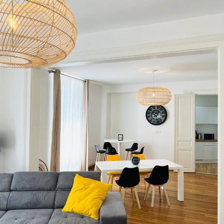 CHIC Appartement Type 4 / Parking Privé - Appartement 3 Chambres - 2