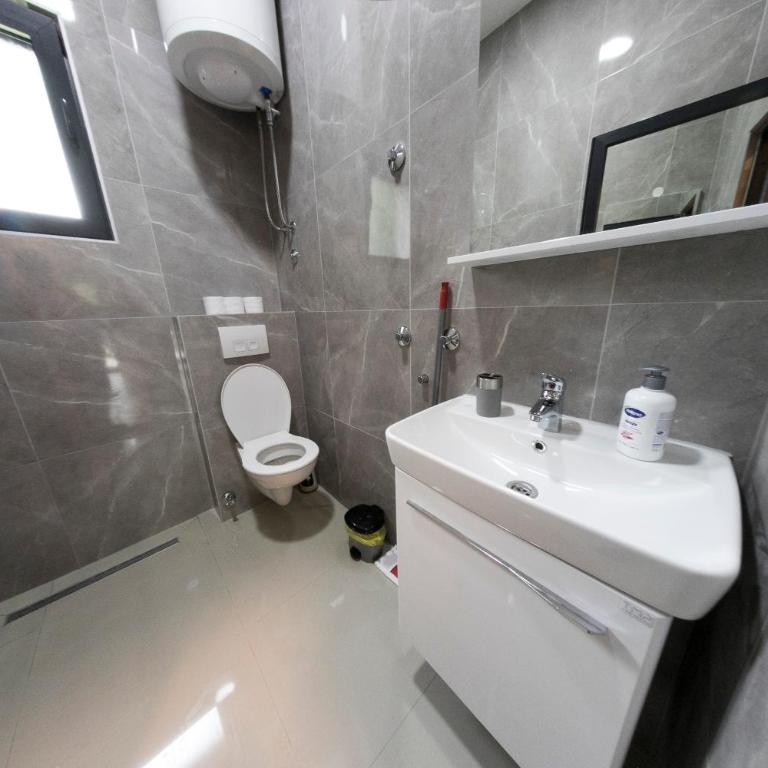 Holiday Homes Pozitiva - One-Bedroom House - 10