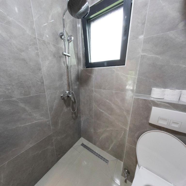 Holiday Homes Pozitiva - One-Bedroom House - 9