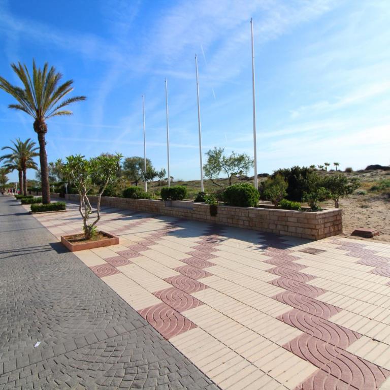 Global Vacacional, Apartamento de 2 habitaciones con gran terraza en Gran Canet - Apartment mit Terrasse - 60