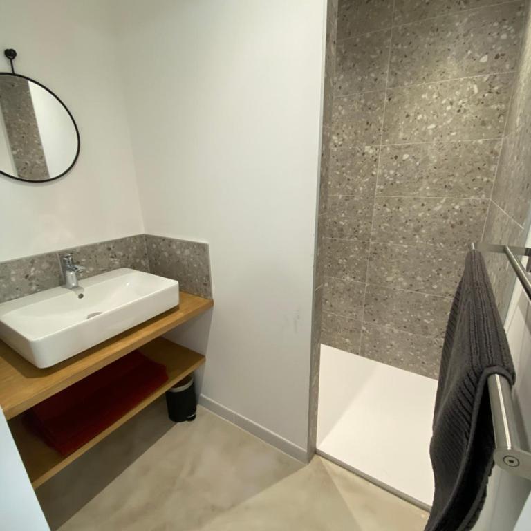 Maison Diderot - Four-Bedroom House - 14