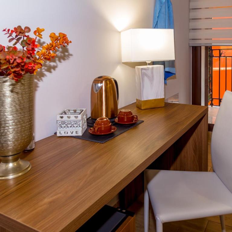 La Finestra sul Cortile B&B - Deluxe Double Room with Balcony - 3