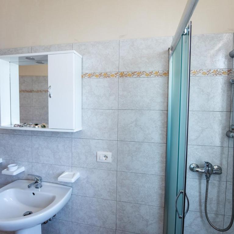Gallipoli Mancaversa FUTURA VACANZA SAS - Appartamento con 3 Camere da Letto - 4