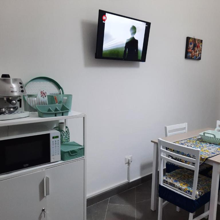 giuchi home casa vacanze - Casa con 2 Camere da Letto - 5