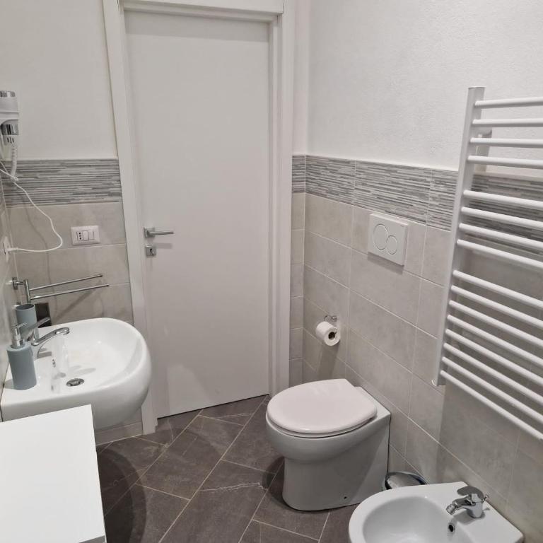 giuchi home casa vacanze - Casa con 2 Camere da Letto - 6