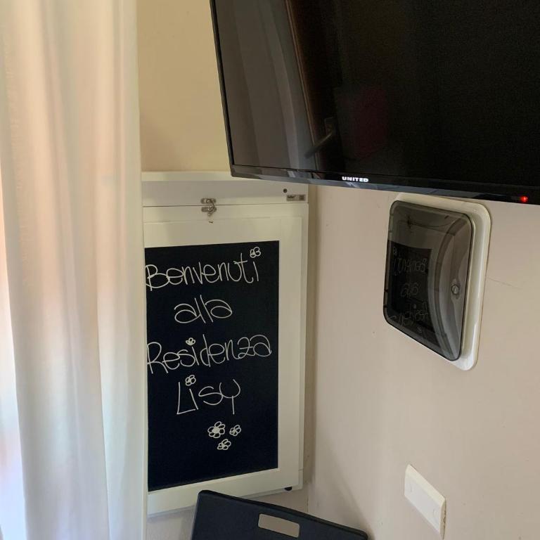 Residenza Lisy Rooms Affittacamere - Camera Singola Standard con Doccia - 3