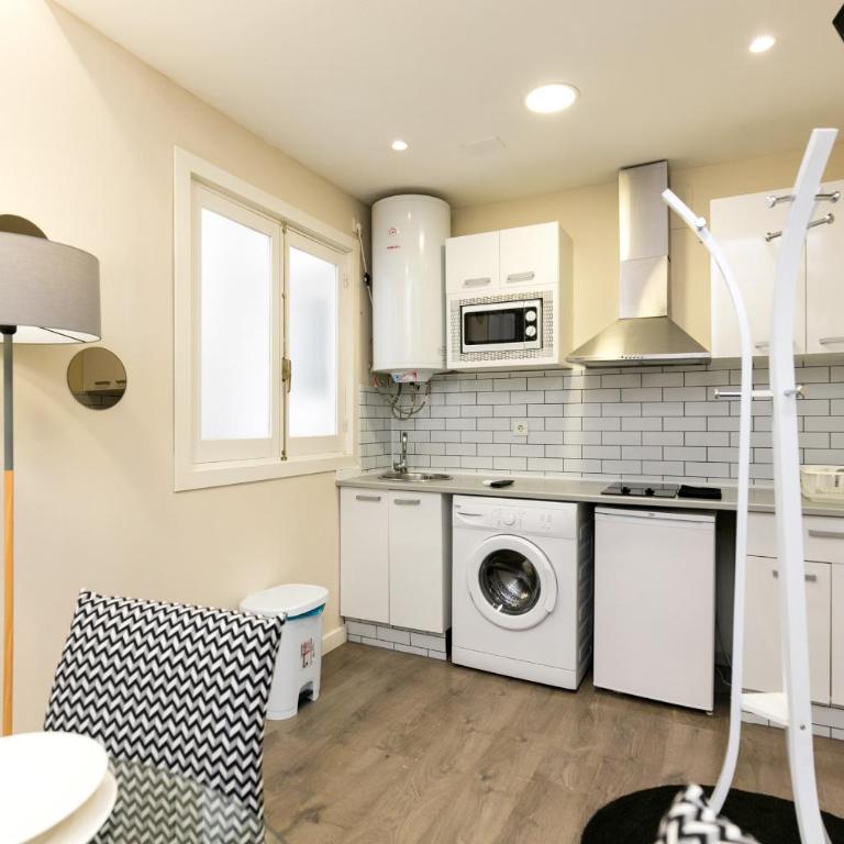 Navitour Santa Ana - Three-Bedroom Apartment - 5