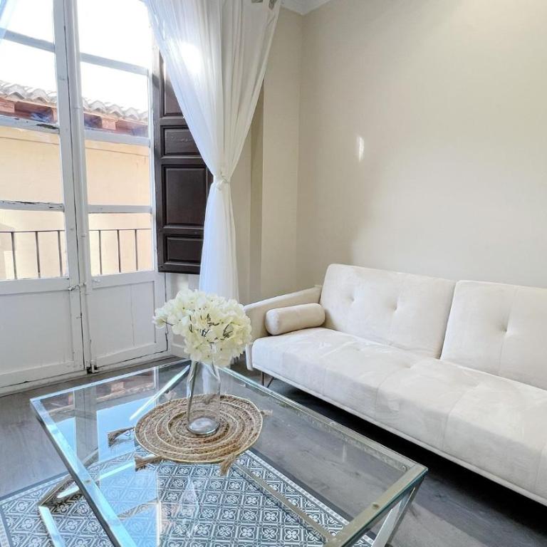 Navitour Santa Ana - One-Bedroom Apartment - 8