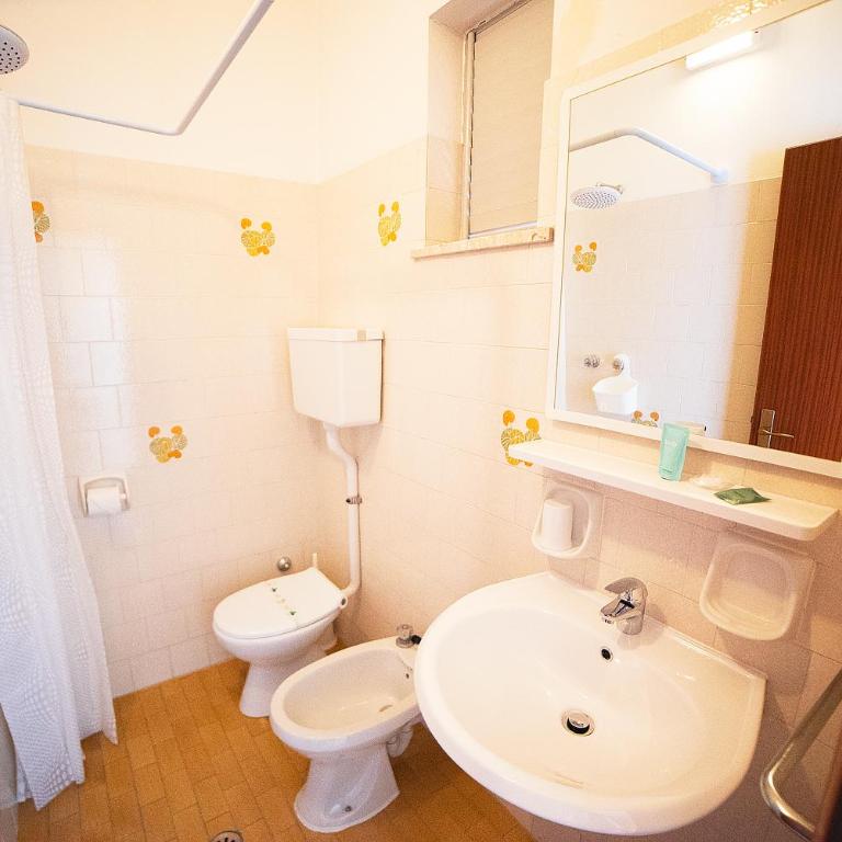 Hotel Ischia - Camera Matrimoniale con Balcone - 7