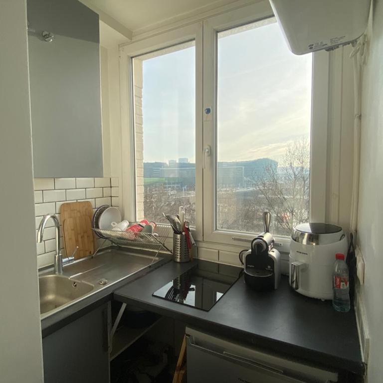 Appartement ensoleillé, central et tout équipé avec vue Tour Eiffel et Panthéon - Appartement 1 Chambre - 5