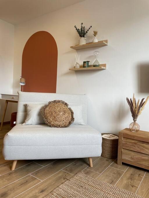 Magnifique Studio Calais Plage - Chambre Deluxe (2 Adultes + 1 Enfant) - 10
