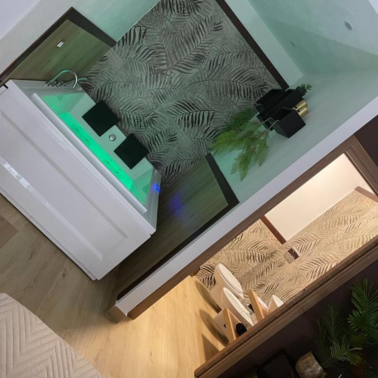 RESIDENCE GORDON - Deluxe King Suite - 10