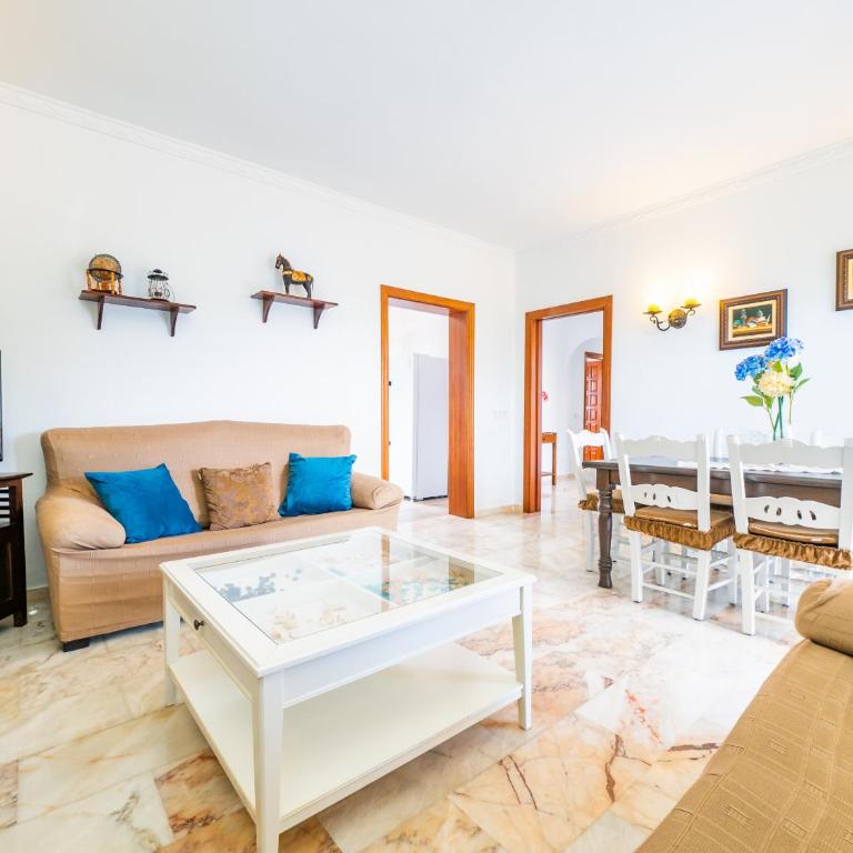 Cubo's Villa Esmeralda - Three-Bedroom Villa - 33